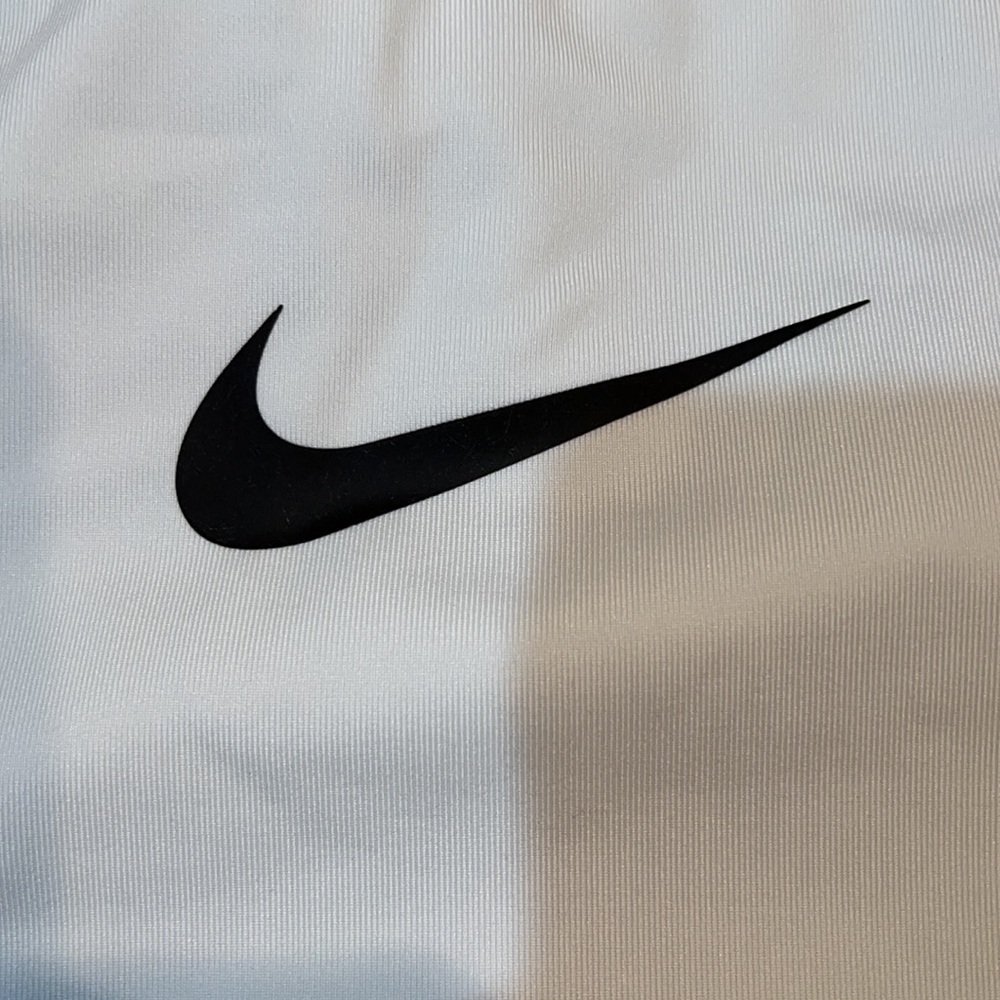 NEW Womens NIKE Sports Bra 1X - Picture 4 of 6